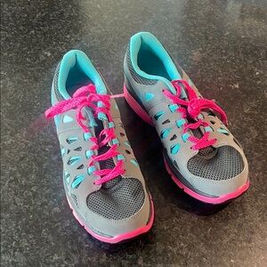 Nike Gray and Pink Athletic Shoes for Performance